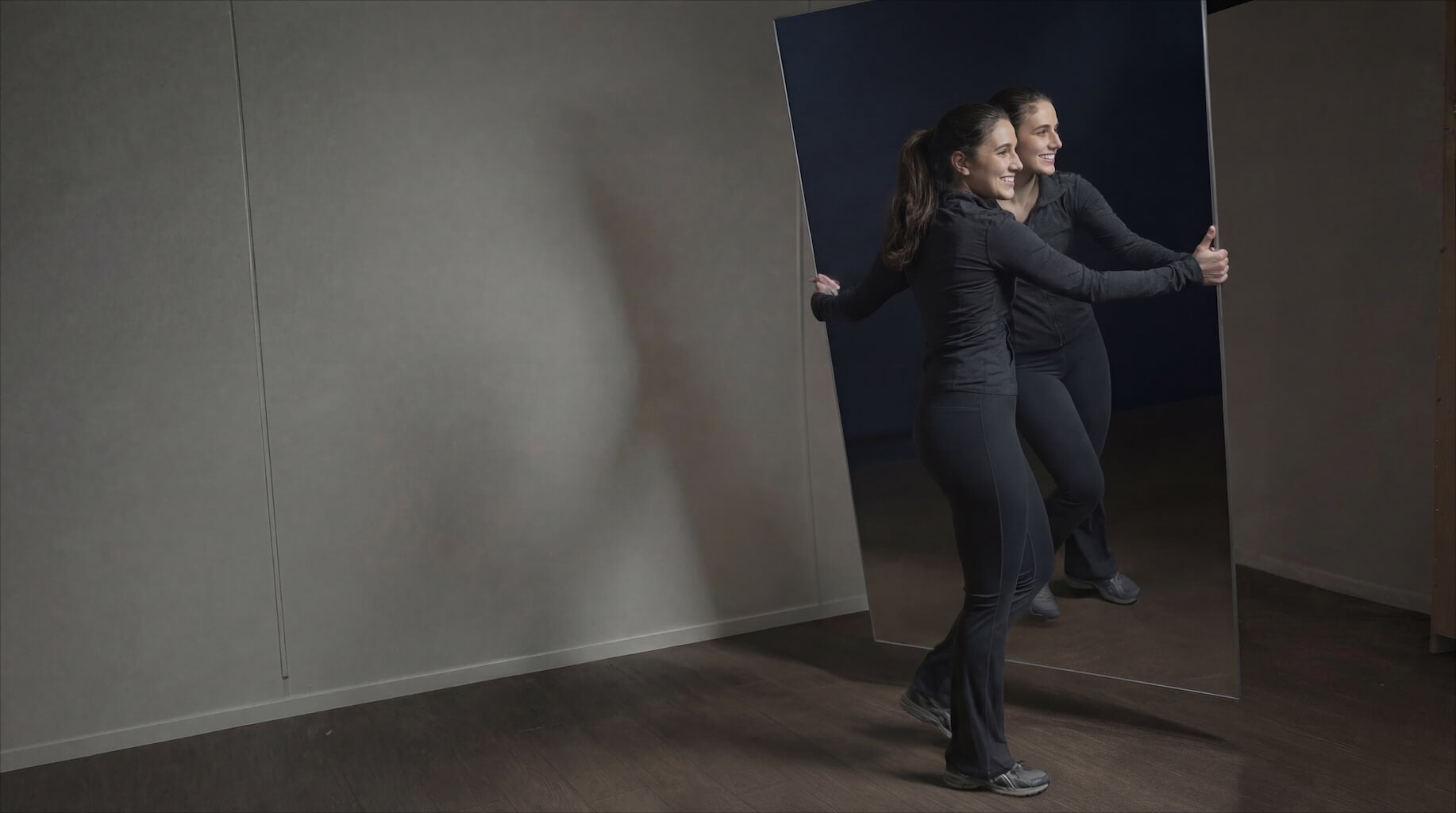 Plumi Mirror Ultra Light for Studio